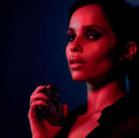 Black Opium Yves Saint Laurent (Zoë Kravitz) 